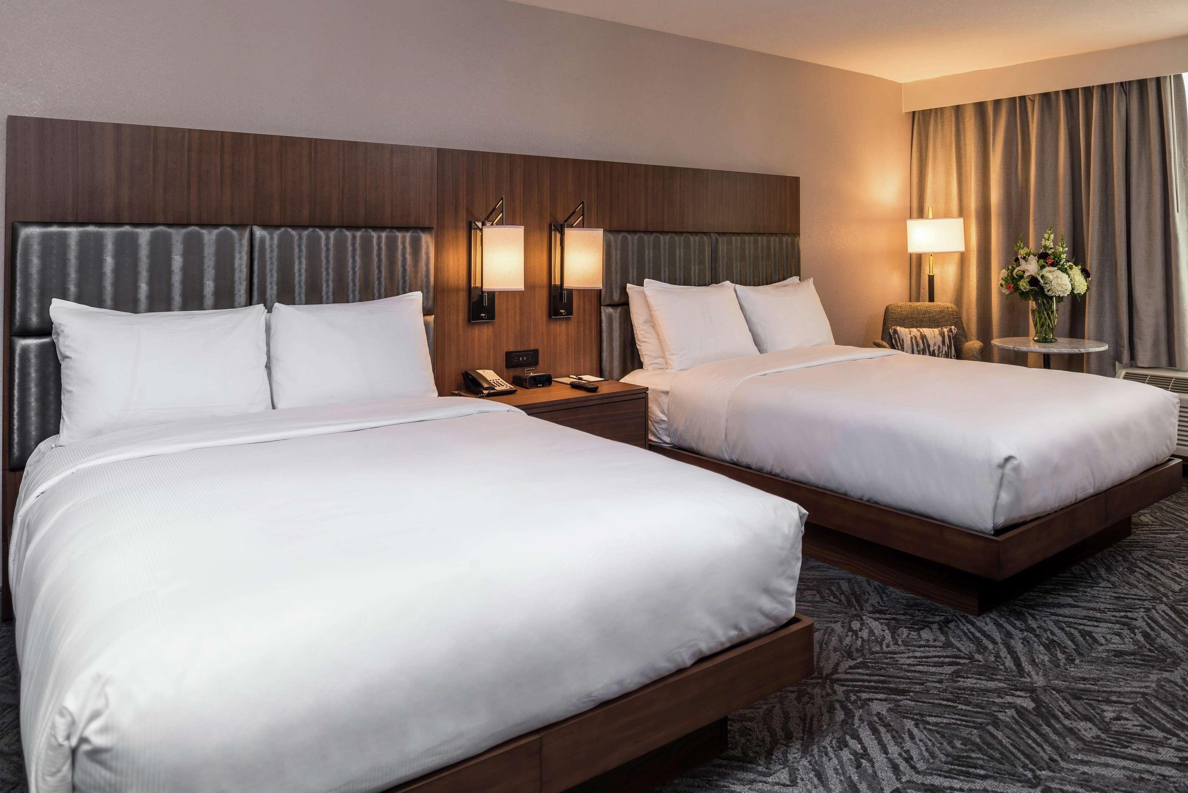 Doubletree By Hilton Lafayette East Hotel Buitenkant foto