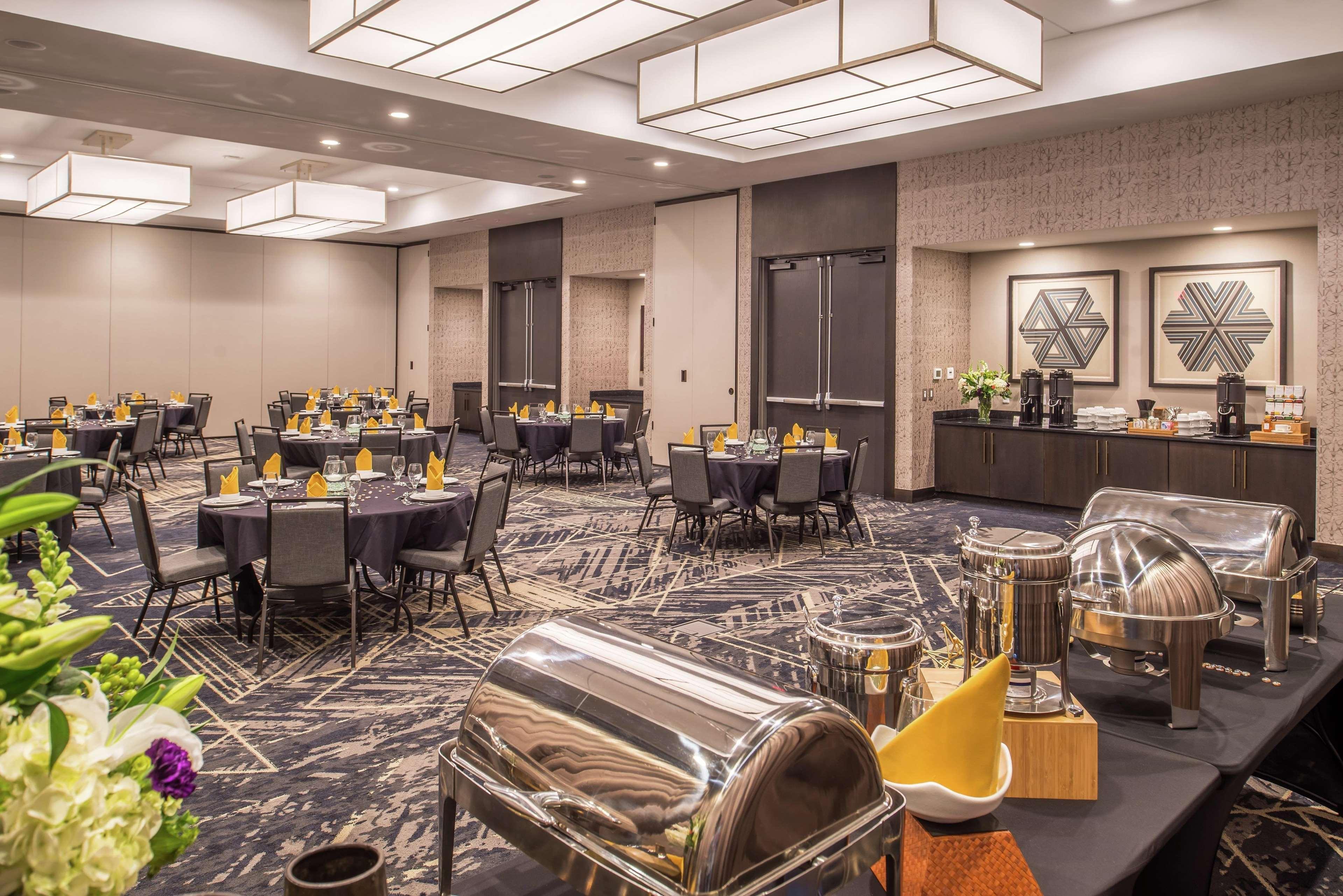 Doubletree By Hilton Lafayette East Hotel Buitenkant foto