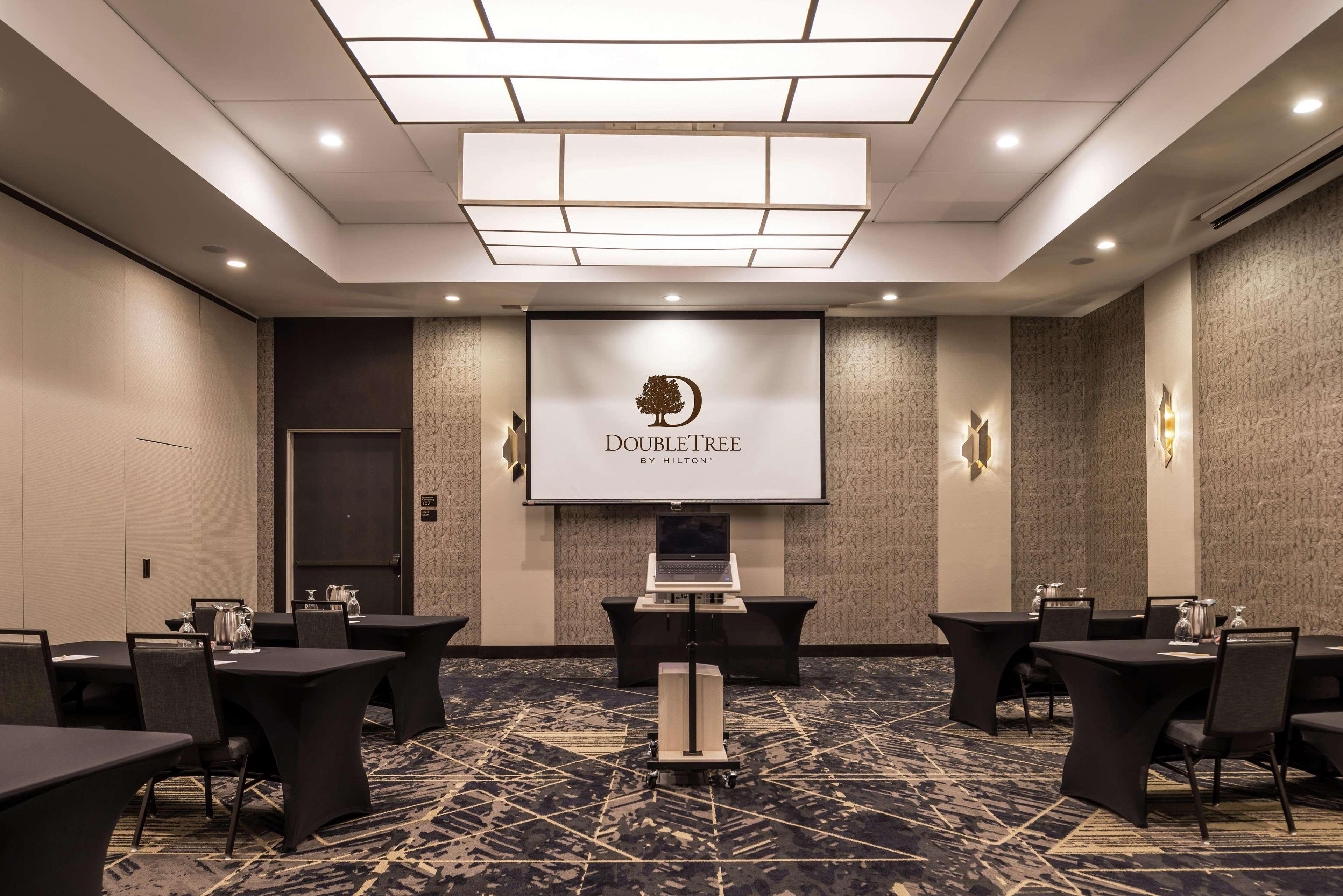 Doubletree By Hilton Lafayette East Hotel Buitenkant foto