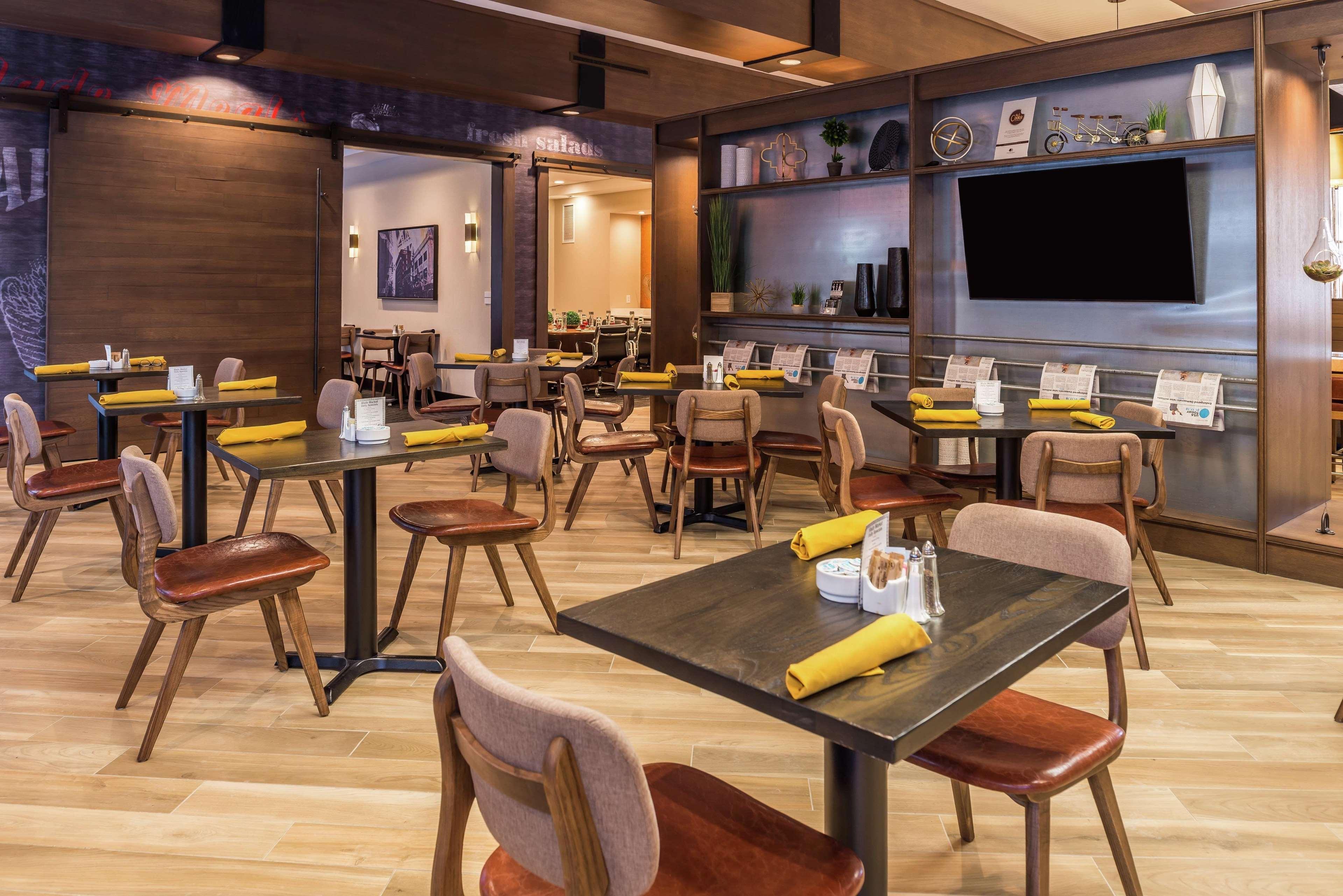 Doubletree By Hilton Lafayette East Hotel Buitenkant foto