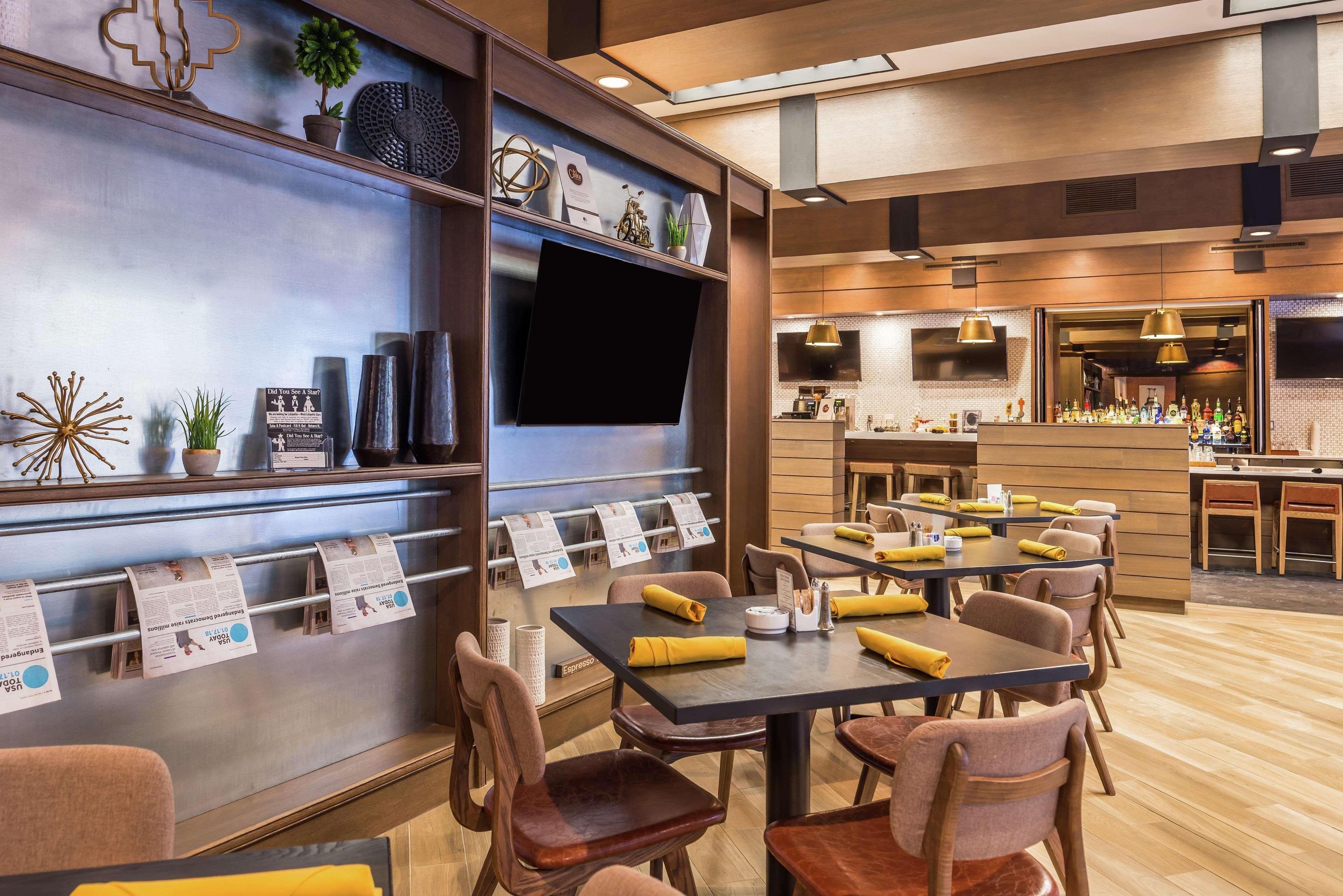 Doubletree By Hilton Lafayette East Hotel Buitenkant foto